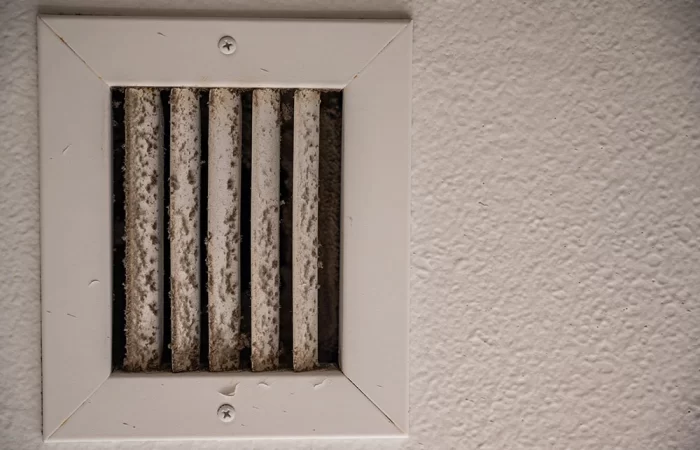 Mould-on-vent