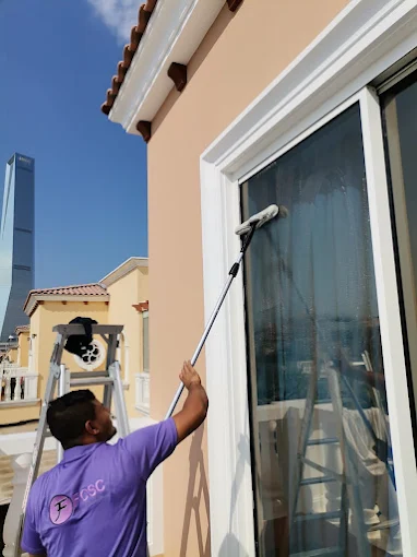 Villa window cleaning