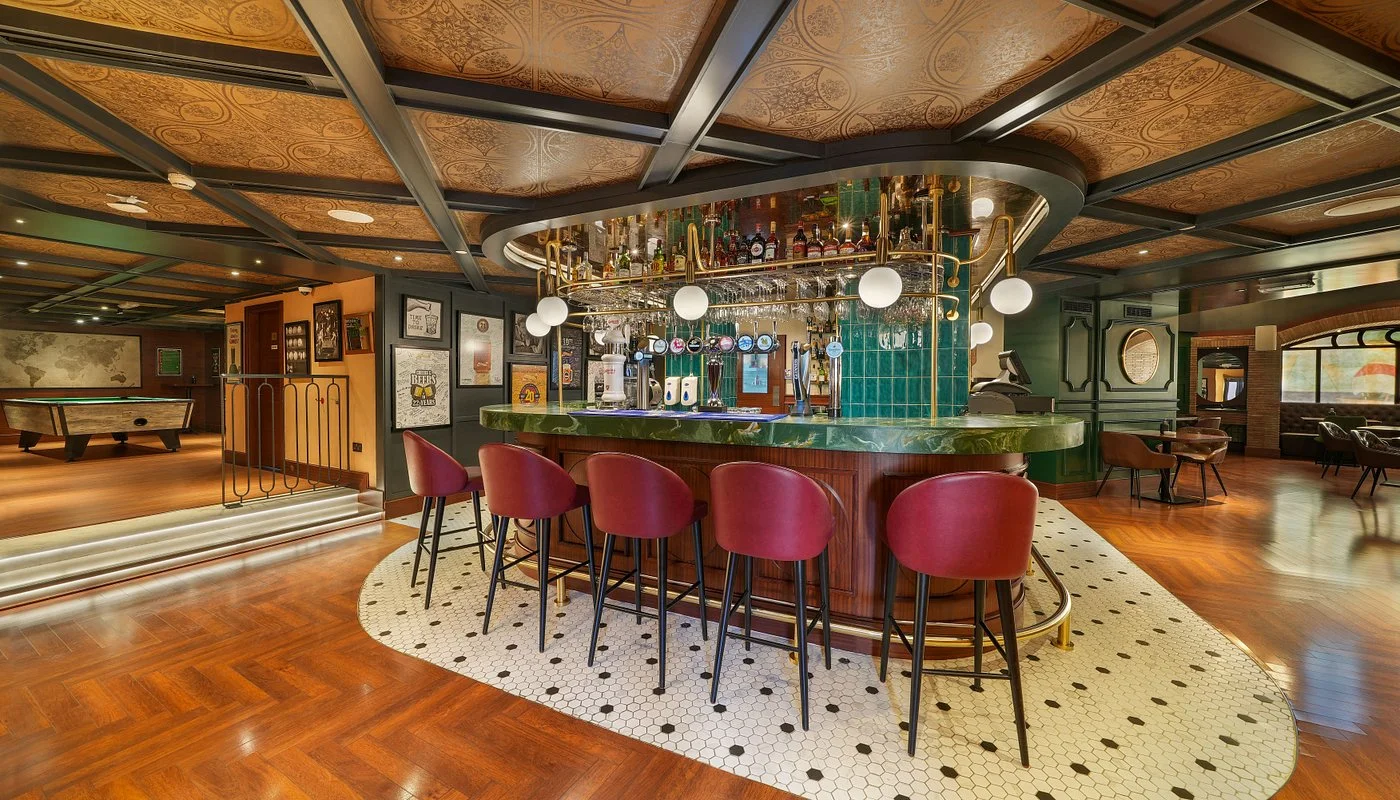 pub cleaning